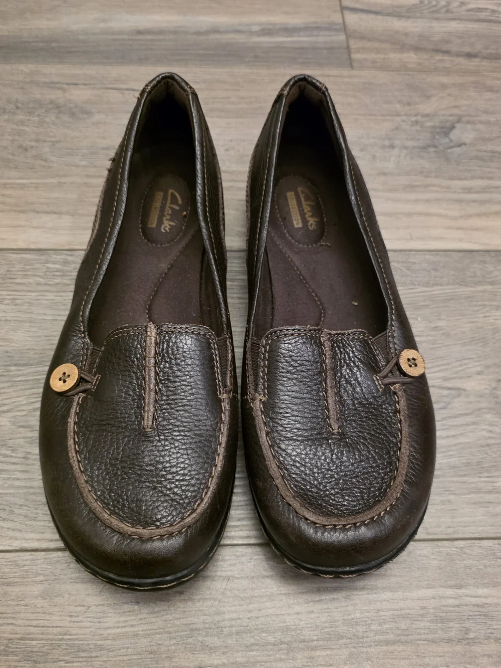 Clarks Collection Brown Pebbled Leather Button Loafers - Women’s Size 8W